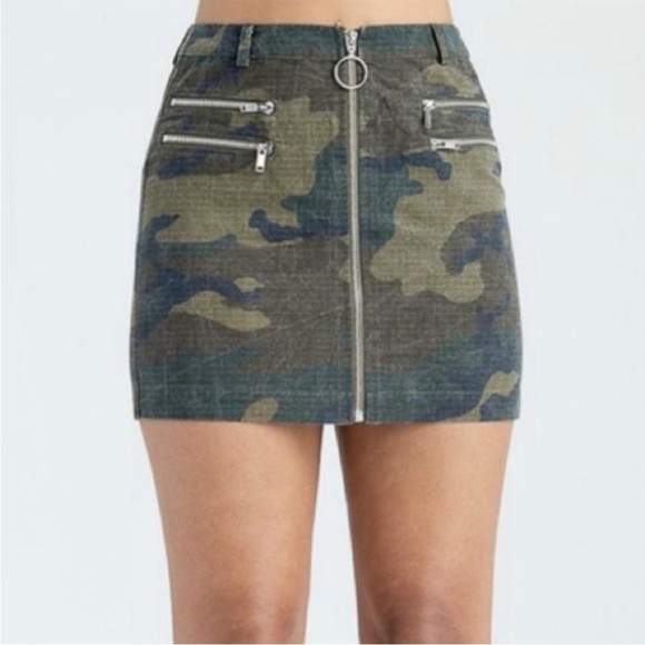 Emory Park Green Camo Zipper Detail Mini Skirt size S - Picture 1 of 13